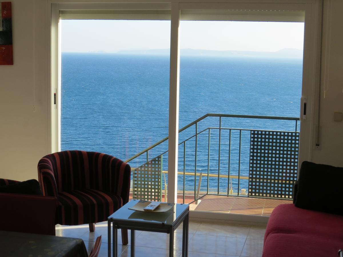 Turo Marina 3 Villa Roses Eksteriør billede